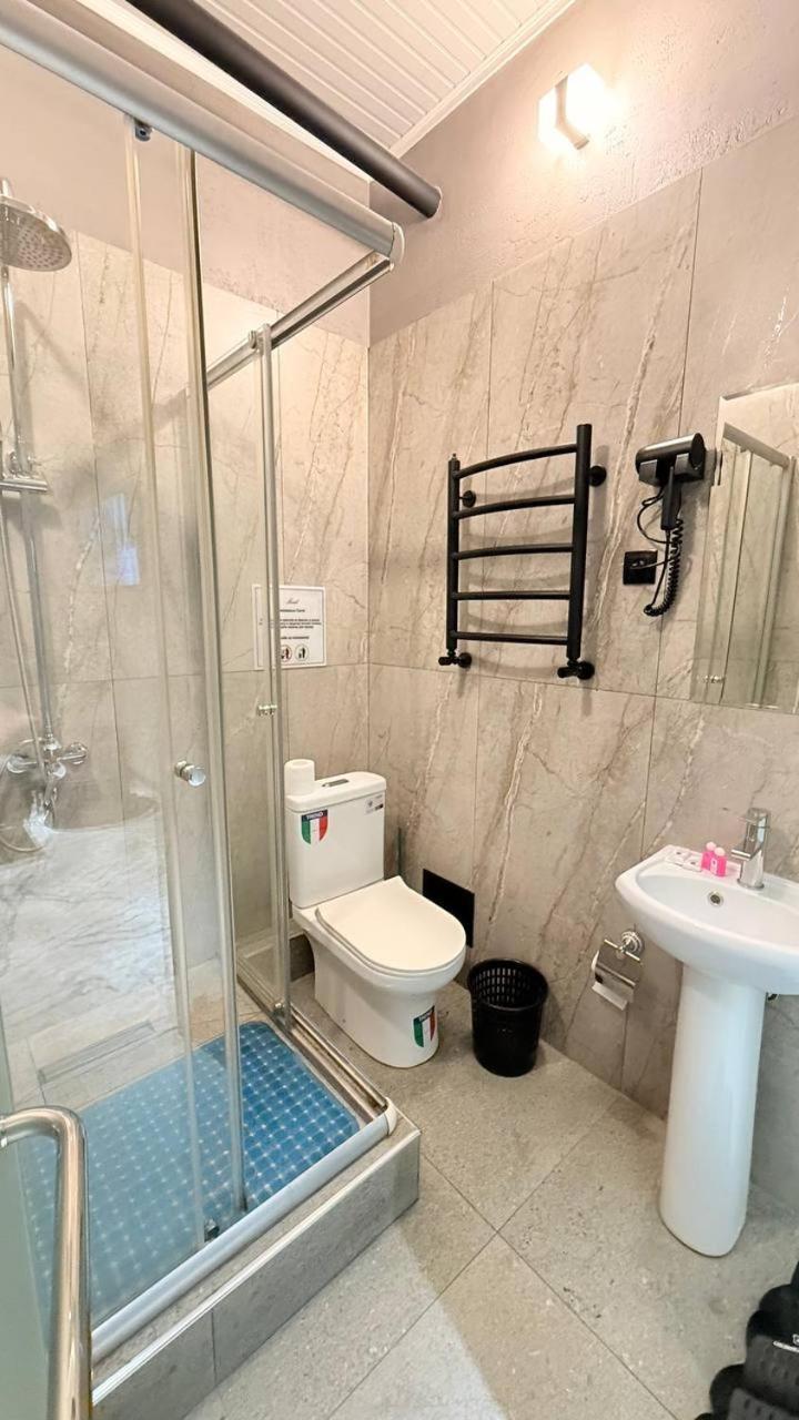 Premium Hostel Tashkent Ngoại thất bức ảnh